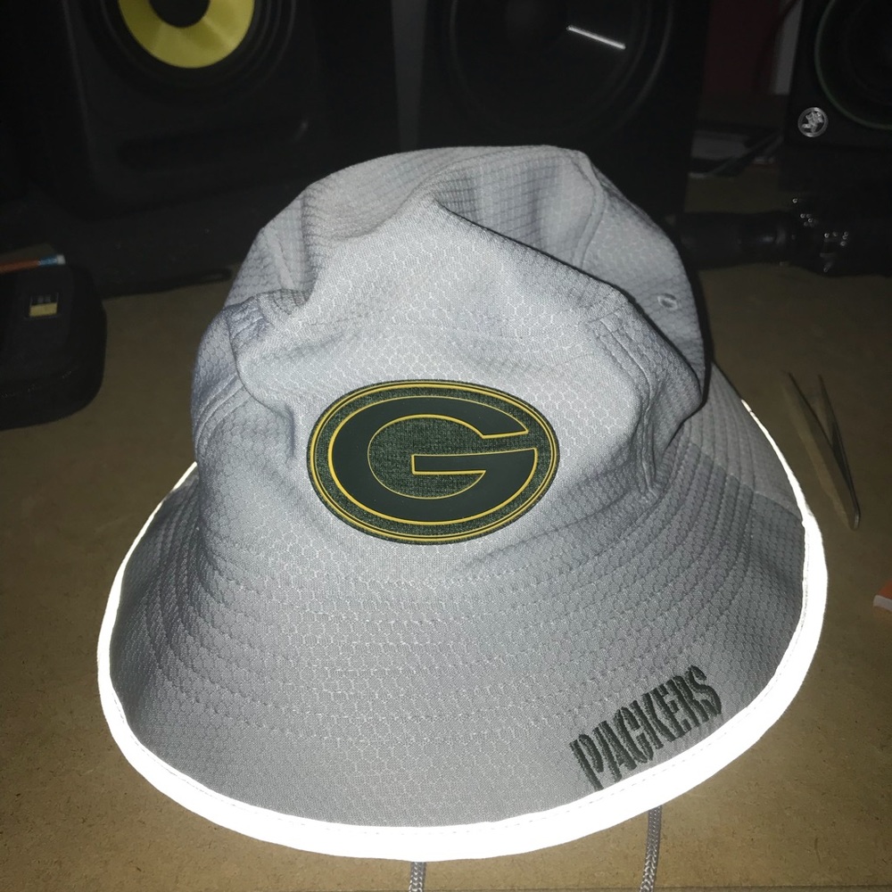 Green Bay Packers 2018 Sideline Apparel bucket hat